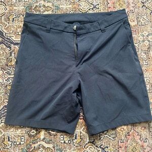 Lululemon Men’s WovenAir ABC Classic Shorts - 30 Waist 7” Inseam - Obsidian